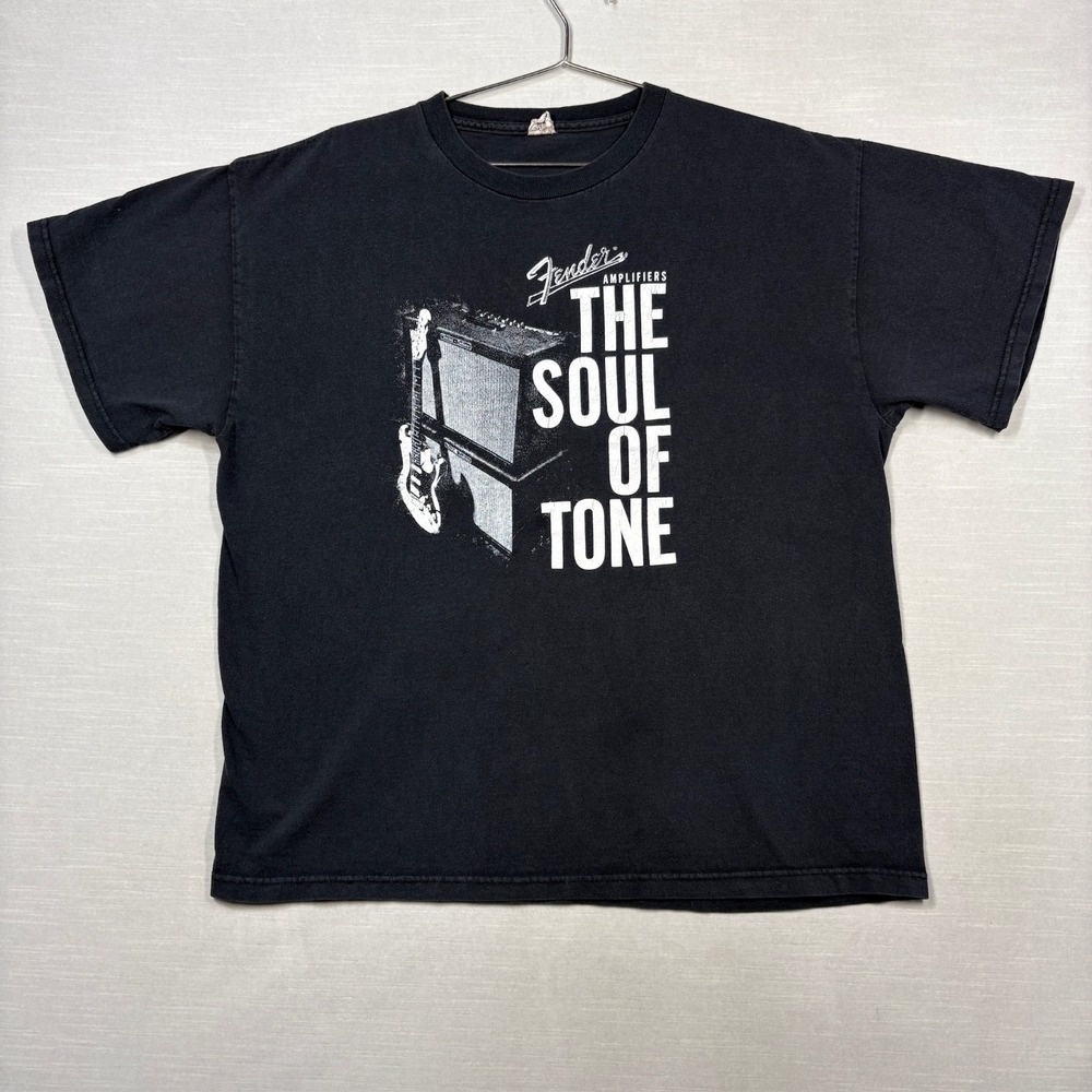 Fender T Shirt Men Large Black Amplifiers The Soul Of Tone Guitar Faded Cracked